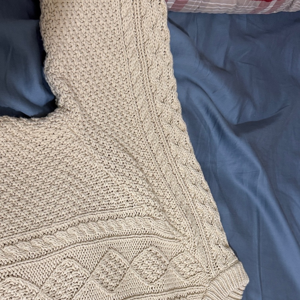 L.L. Bean Cream Cable Knit Crewneck Sweater - Picture 3 of 6